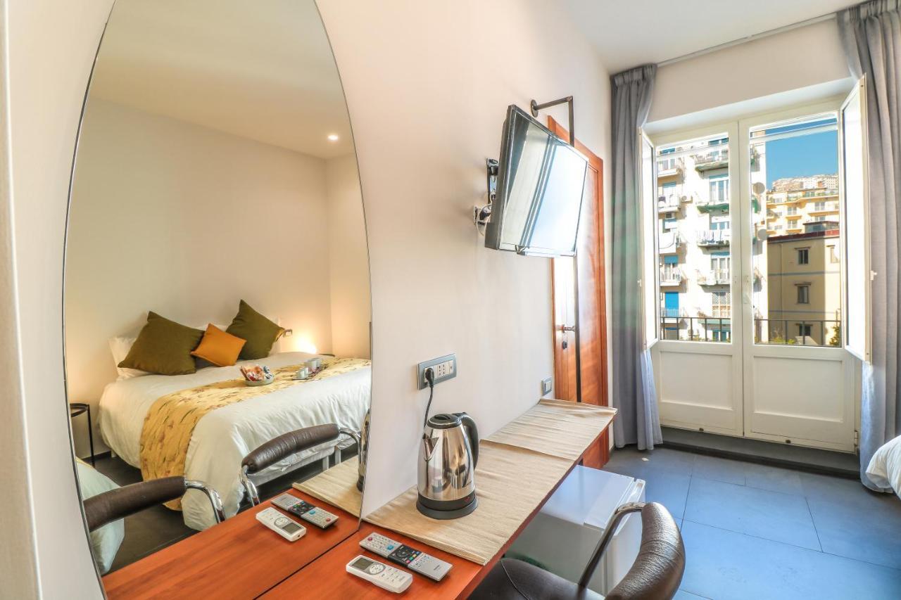 Terrazze Del Lungomare Bed & Breakfast Napoli Ngoại thất bức ảnh