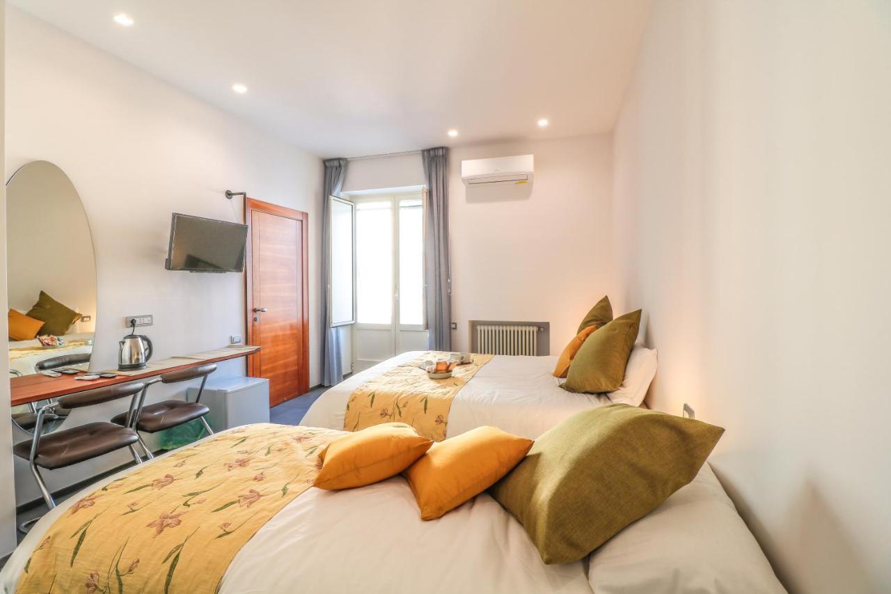 Terrazze Del Lungomare Bed & Breakfast Napoli Ngoại thất bức ảnh