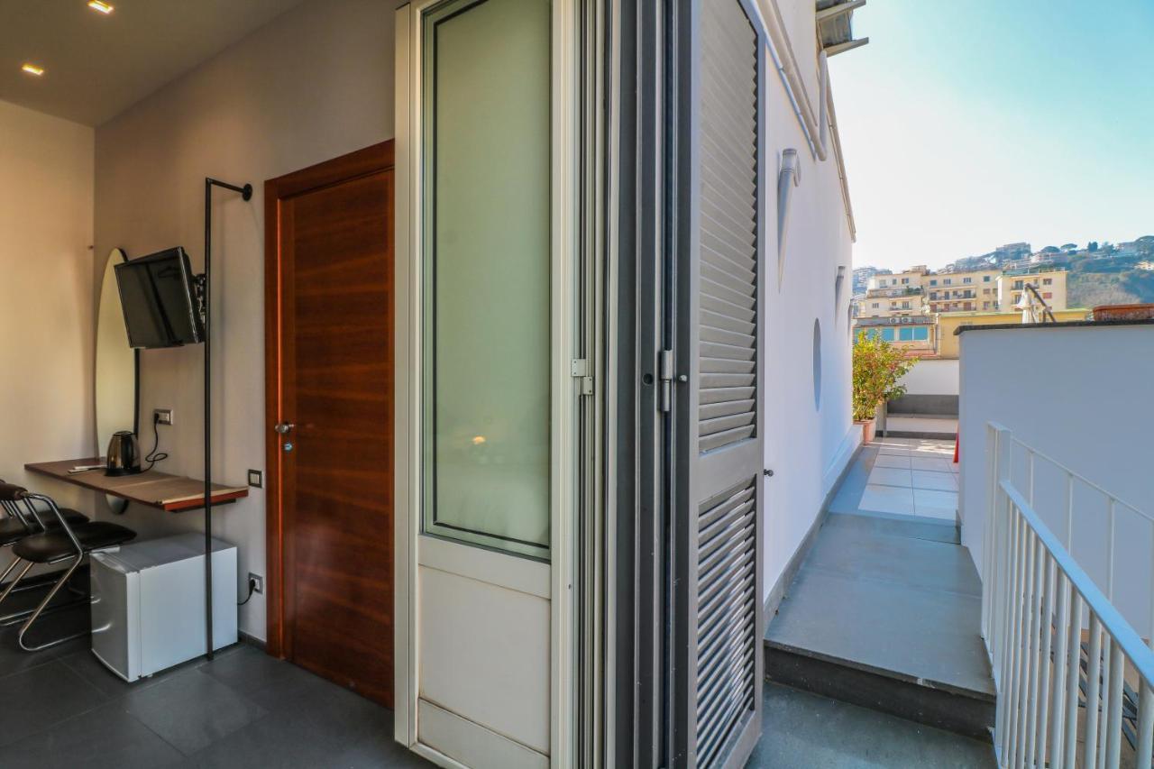 Terrazze Del Lungomare Bed & Breakfast Napoli Ngoại thất bức ảnh